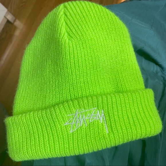 Stussy Accessories - Stüssy neon green beanie